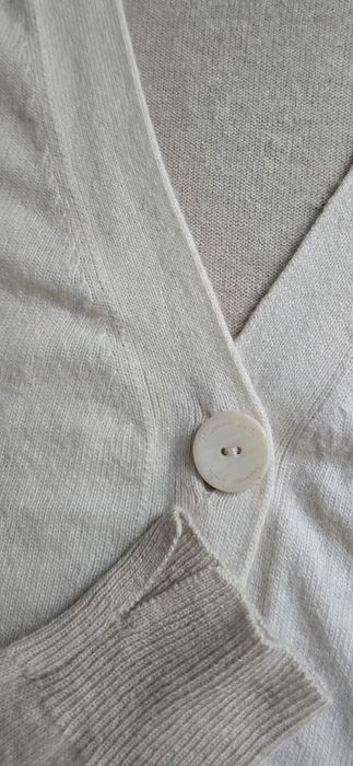 Massimo Dutti, Karen Millen, MNG, Zara, M&S