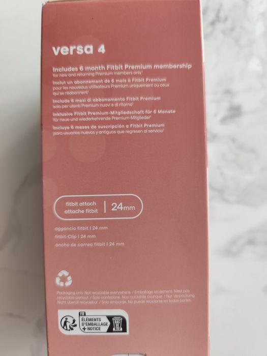 Продам новий годинник fitbit versa 4