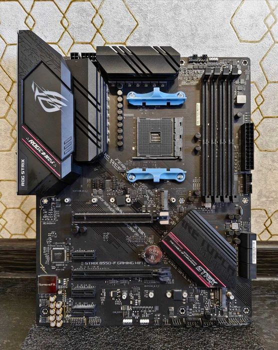 asus rog strix b550 f gaming - купити комп'ютери та комплектуючі