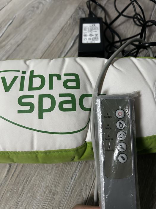 Pas masująco-wibrujący na brzuch  Vibra Space