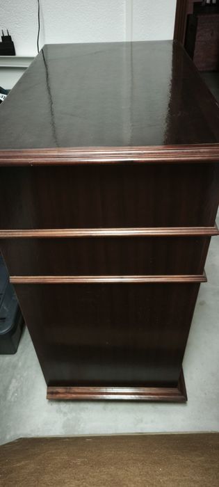 Movel em madeira clássico