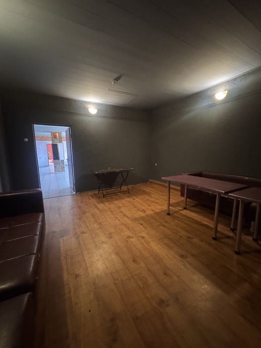 приміщення з ремонтом  в центрі міста під ресторан,магазин,тц