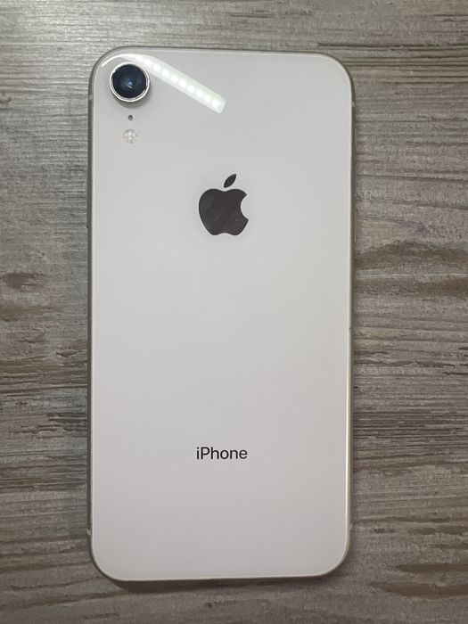 IPhone XR 64гб акб 80% (б/у)