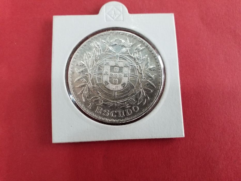 Moedas antigas portuguesas em prata.