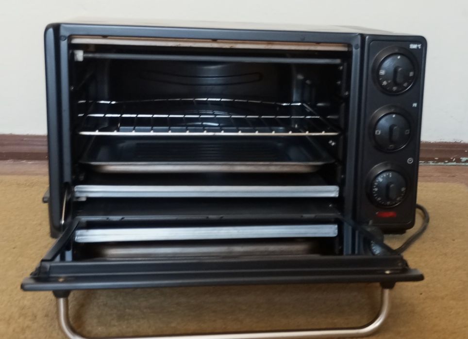 Mini-forno DELONGHI EO20312 (Capacidade: 20 L - 1300 W)