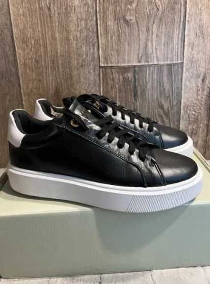 Czarne skórzane buty sneakersy Ted Baker Lornea 39