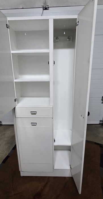 Armário casa de banho