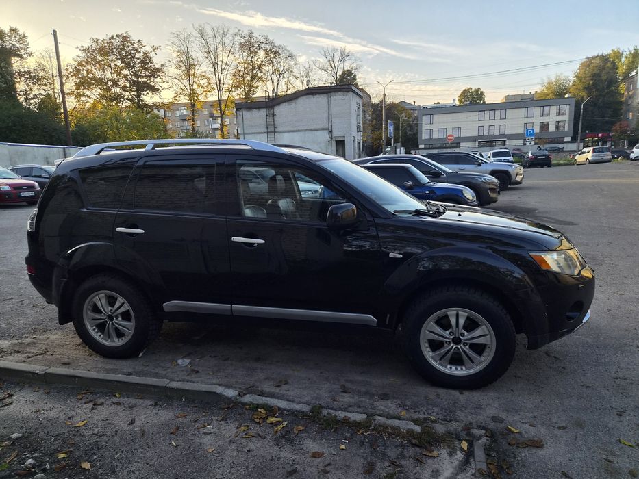 Mitsubishi outlander