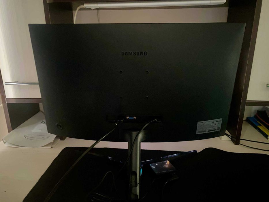 Монітор Samsung 27