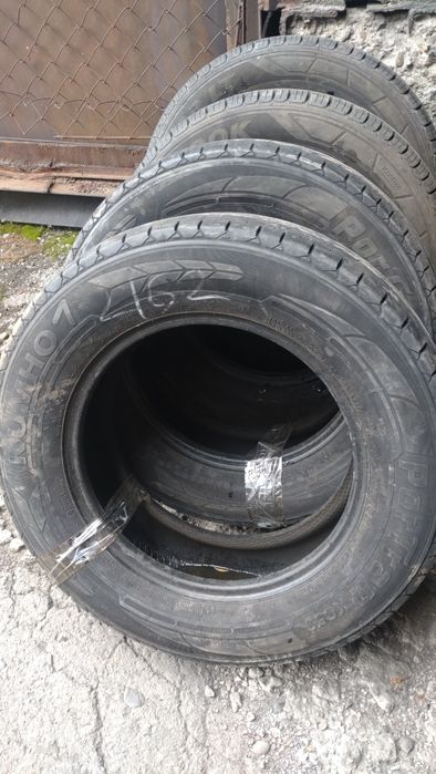 Шини 225/65R16C б/у