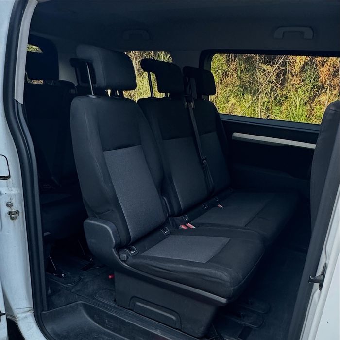 Toyota proace versus 9 lug