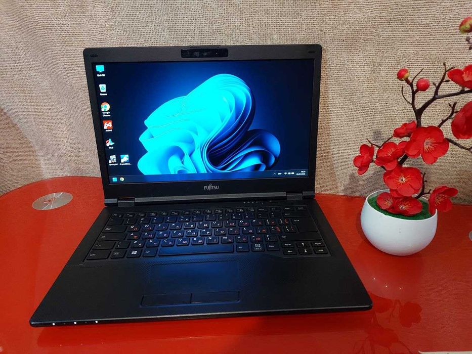 Ультрабук  FULL HD IPS / i5-10210U/16 GB DDR4/SSD 256Gb