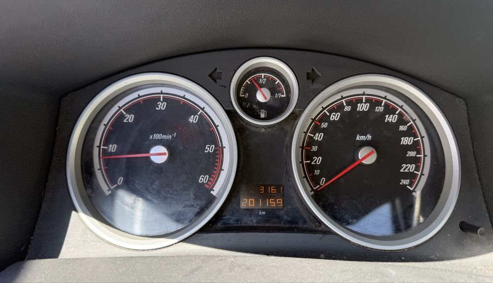 Opel Astra 1.3 CDTI 2008 (200.000kms)