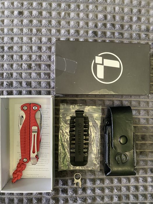 Leatherman  Charge red ! oryginał .
