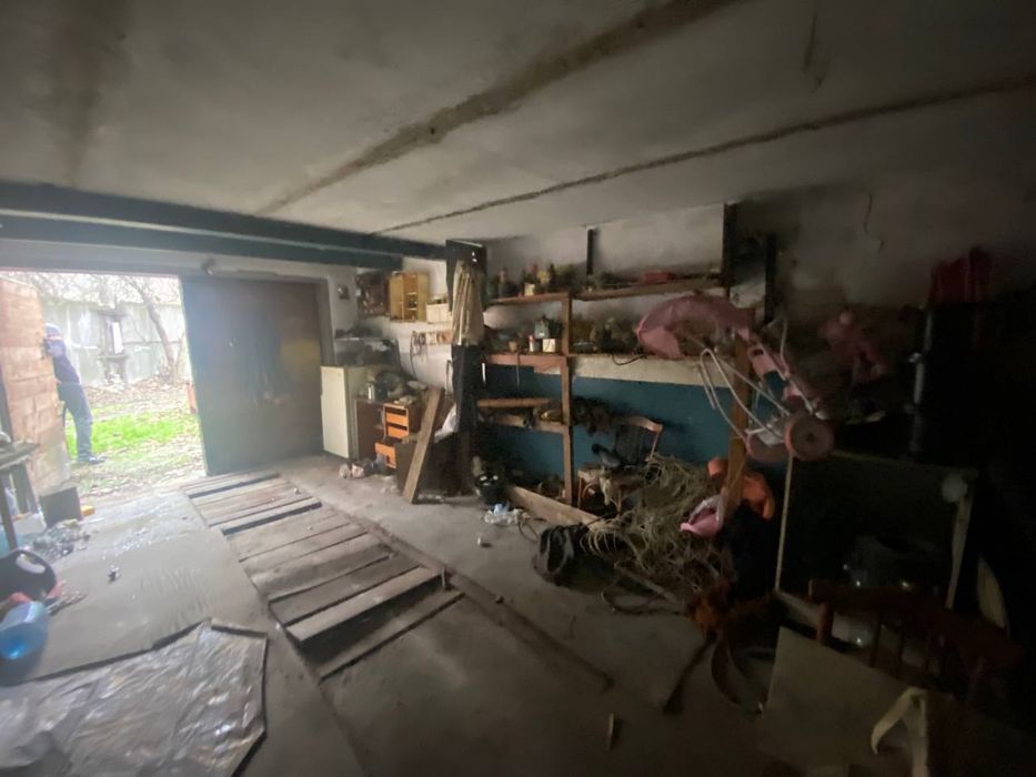 Продаю гараж за рынком 173 квартала Кривой Рог
