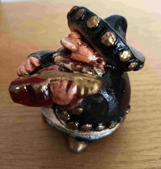 Estatueta de cerâmica mexicana (gordito mariachi)
