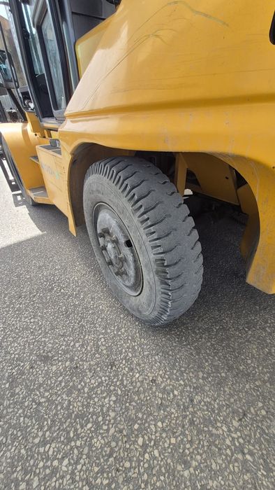 Empilhador Diesel HYUNDAI