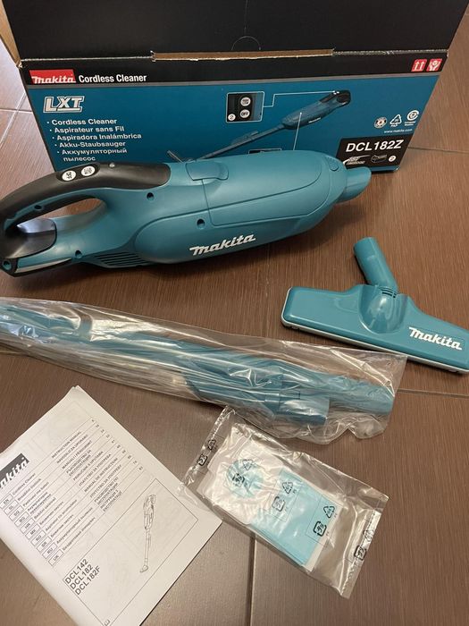 Пилосос акумуляторний Макіта CDL182Z