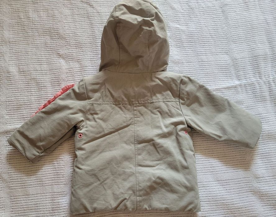 Демісезонна куртка для дівчинки