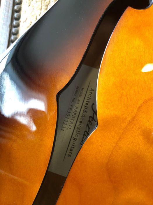 Guitarra peerless hardtail semi hollow