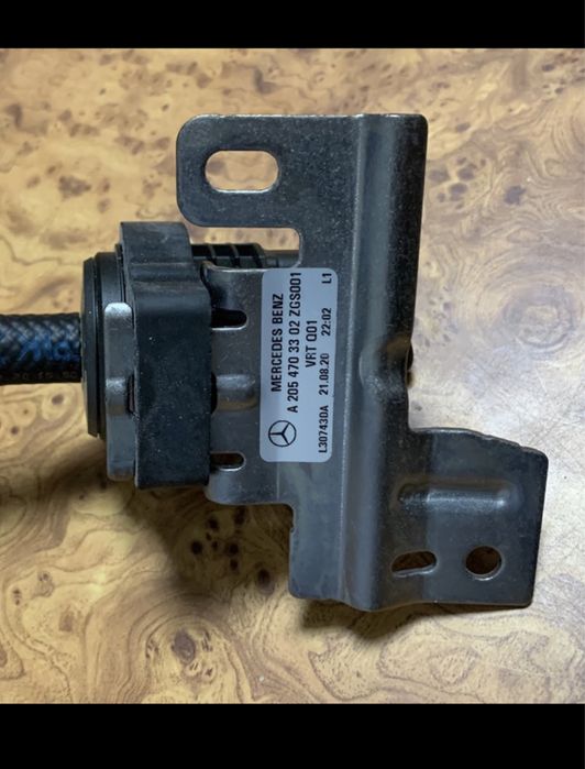 електроклапан парів пального НОВИЙ Mercedes A2054703302 — оригінал