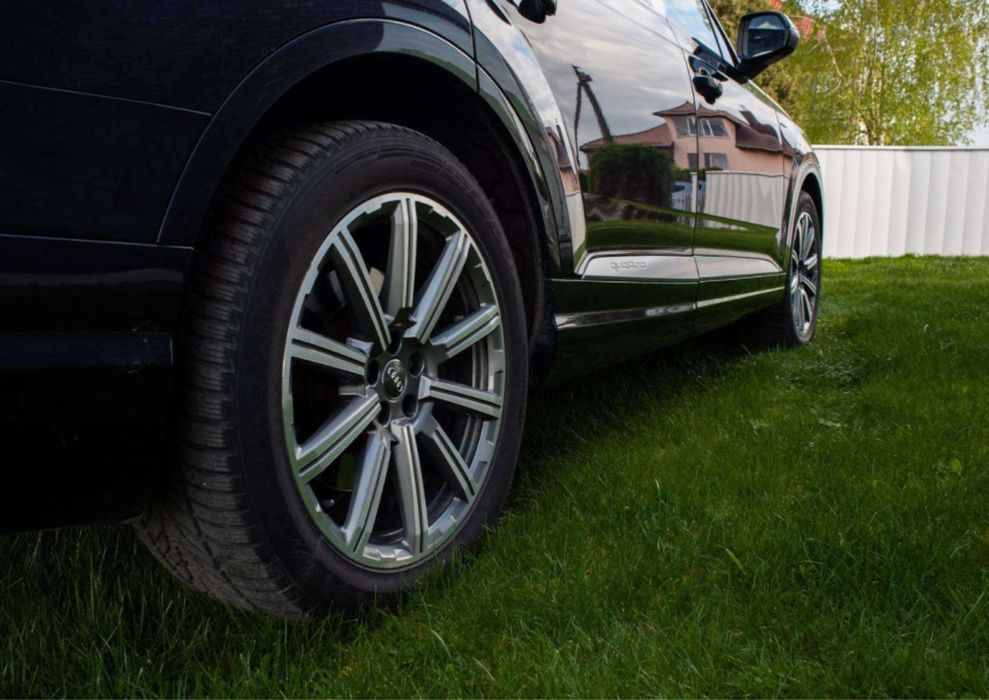 Audi Q7 - 3.0 diesel - hibrido 386 HP - aceito TROCA