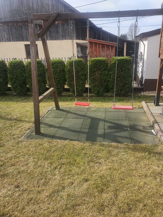 Domek drewniany dla dzieci