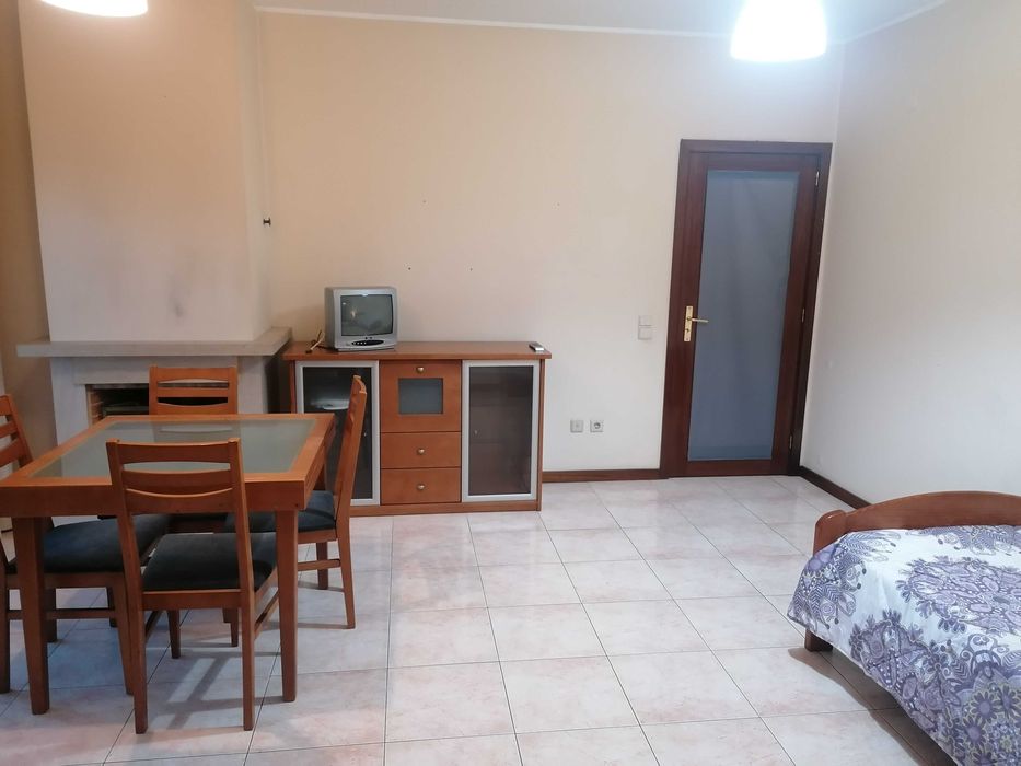 Quarto Arrendar/Alugar a Estudantes ou Trabalhadores - Gaia