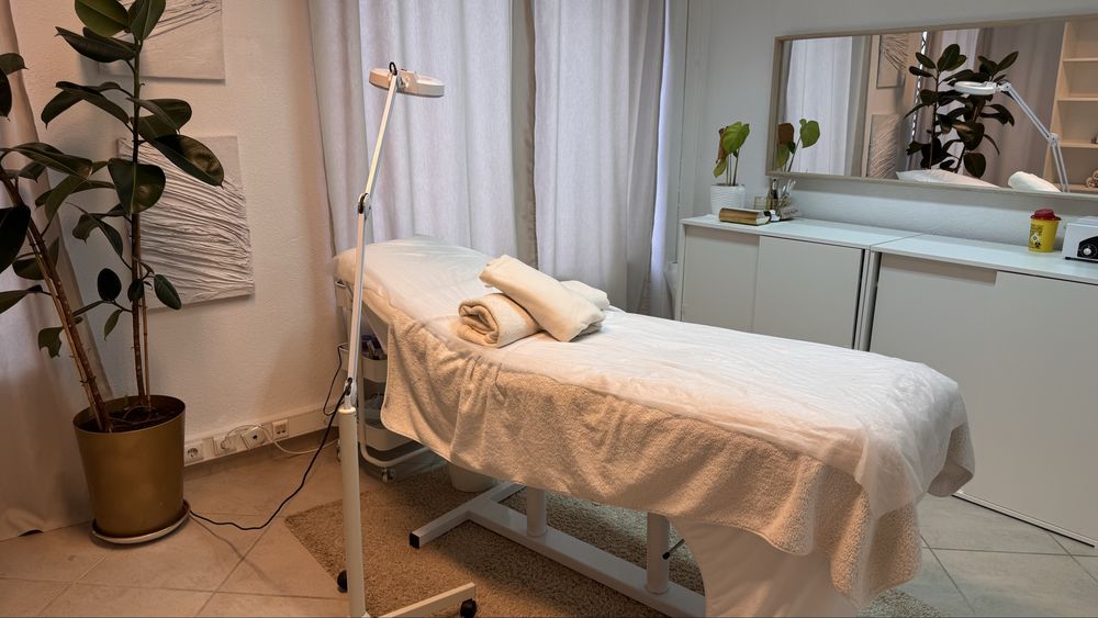 Gabinete equipado para Esteticista / Lash Designer / Massagista | Ramada, Odivelas por dia