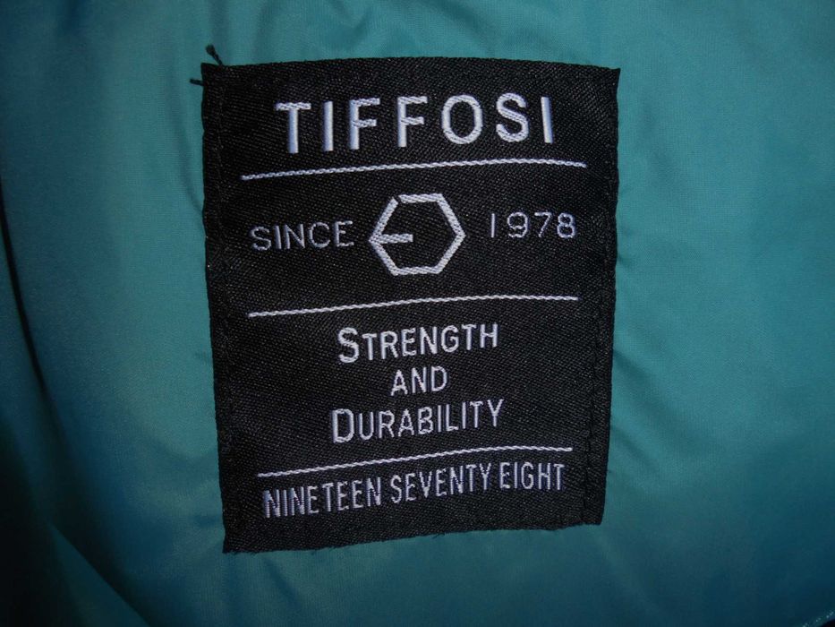 Park de homem da marca TIFFOSI