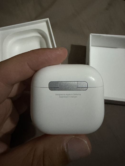 Airpods 4 ANC (2024)