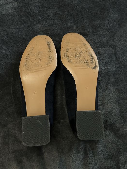 Замшеві темно-сині туфлі