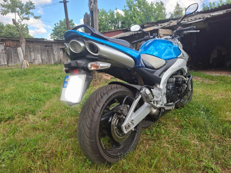 Продам Suzuki GSR 400