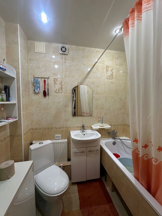 Чотирикімнатна квартира район Варуса та АТБ