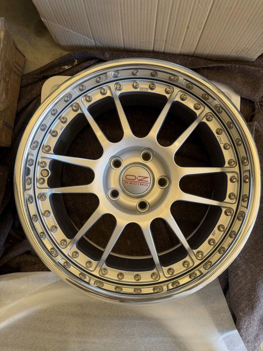 Oz superleggera iii Forged 18” 5x120