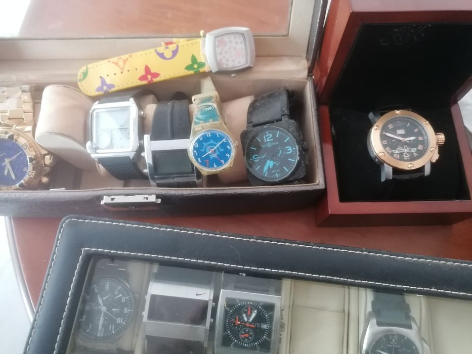 Conjunto / colecção relógios