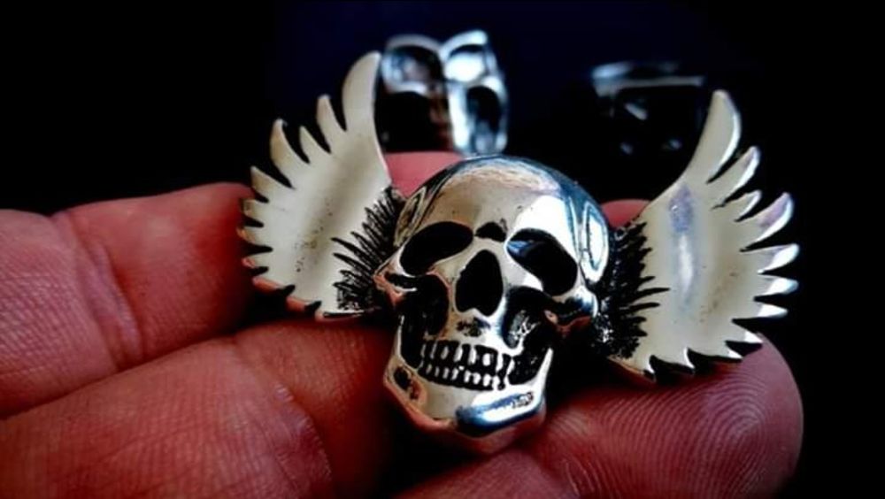 Czaszka blacha przypinka broszka znaczek pin motocyklowy Rock Metal HD