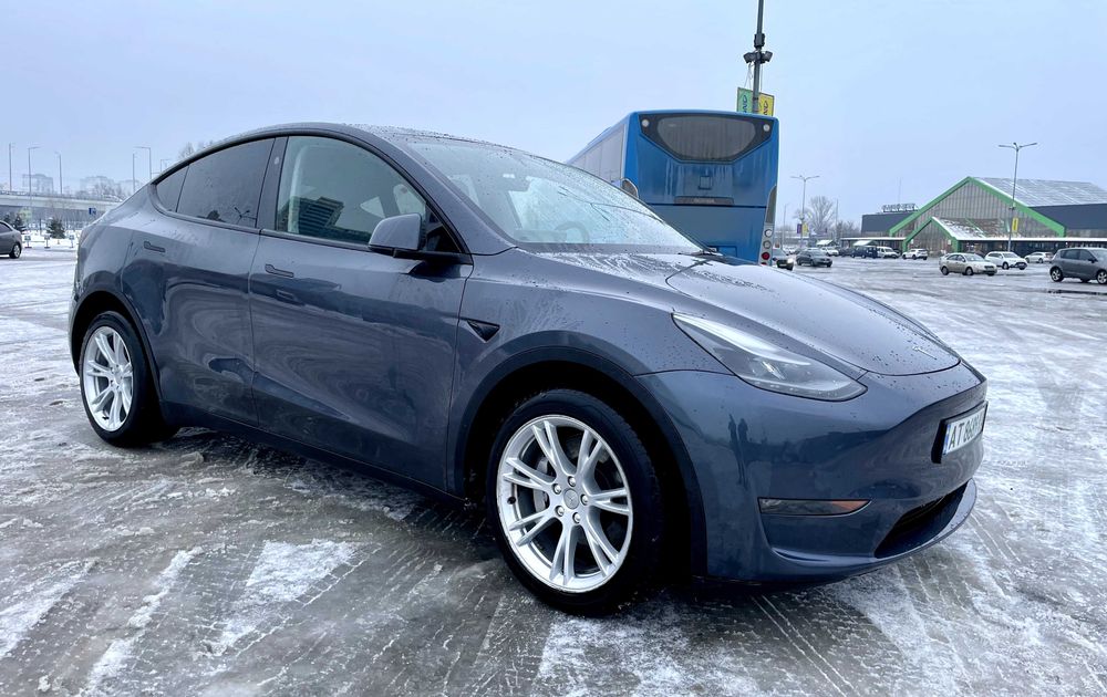 Продається Tesla Model Y Long Range
