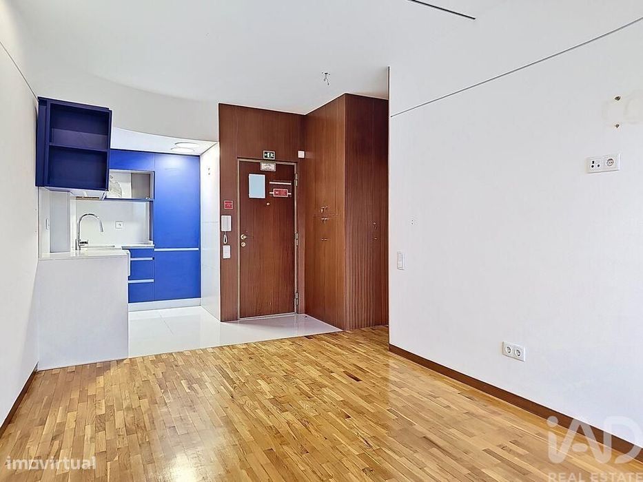 Apartamento T1 em Cedofeita, Santo Ildefonso, Sé, Miragaia, São Nicola