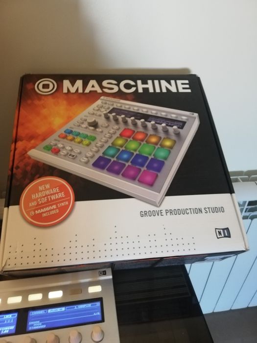 NI Maschine mk2 branca
