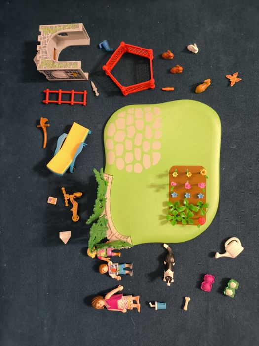 Playmobil ogród rodzinny 70010