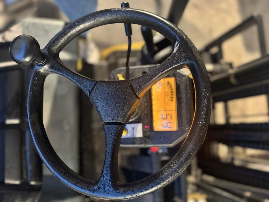 Empilhador Eletrico CAT 3.5ton (usado)