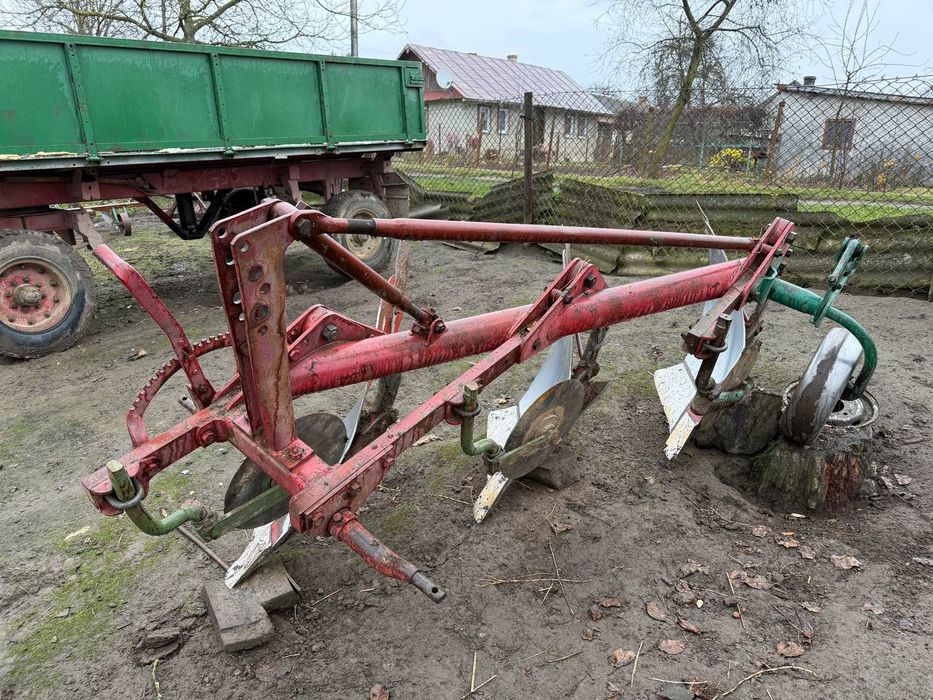 Продається плуг Kverneland повністю окомплектований