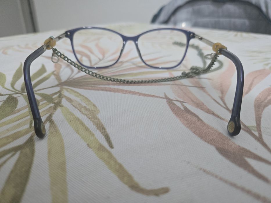 Óculos de senhora Carolina Herrera