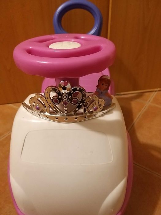 Princess Sofia's Stroller64751067835393122