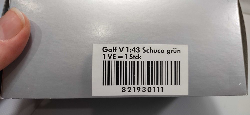 VW Golf V 3D 1:43 Schuco zielony