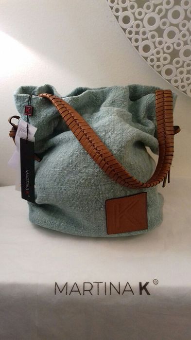 Mala de mulher da Martina K LIA nova