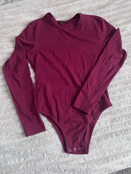Жіноче боді з довгими рукавами