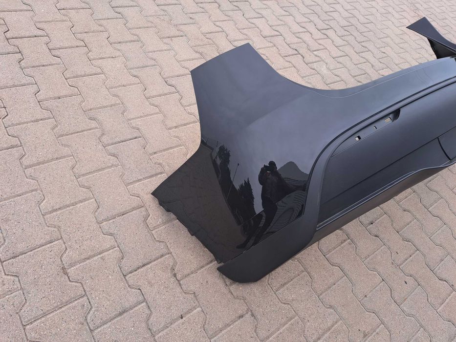 Tesla Model Y бампер задній рест дорест