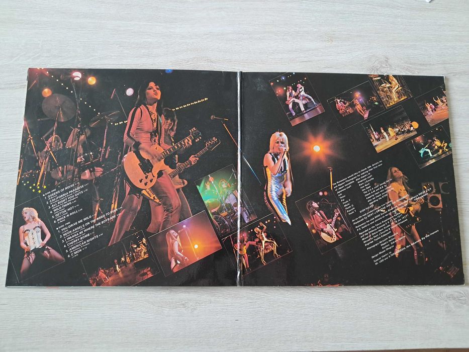 The Runaways  Live In Japan  LP  WINYL EX/EX